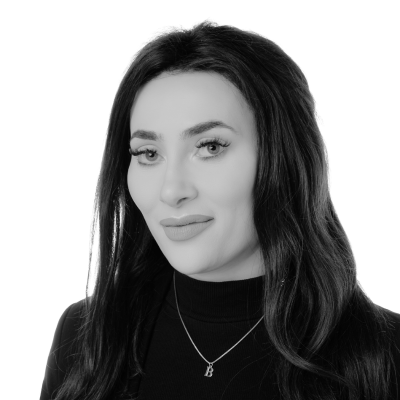 Beckii Marinelli staff photo